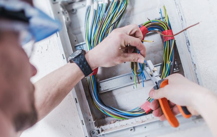 جهاز كشف مسار الكابلات قبل الحفر والتكسير 